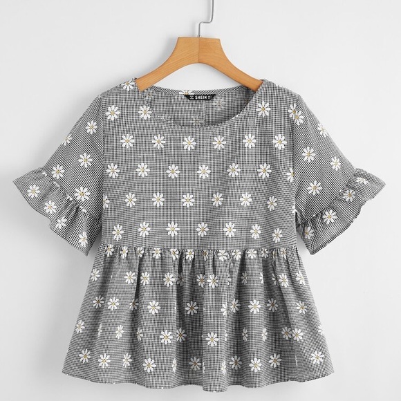 SHEIN Tops - 🐚4 for 25🐚 SHEIN Daisy Embroidered Plaid Top XL